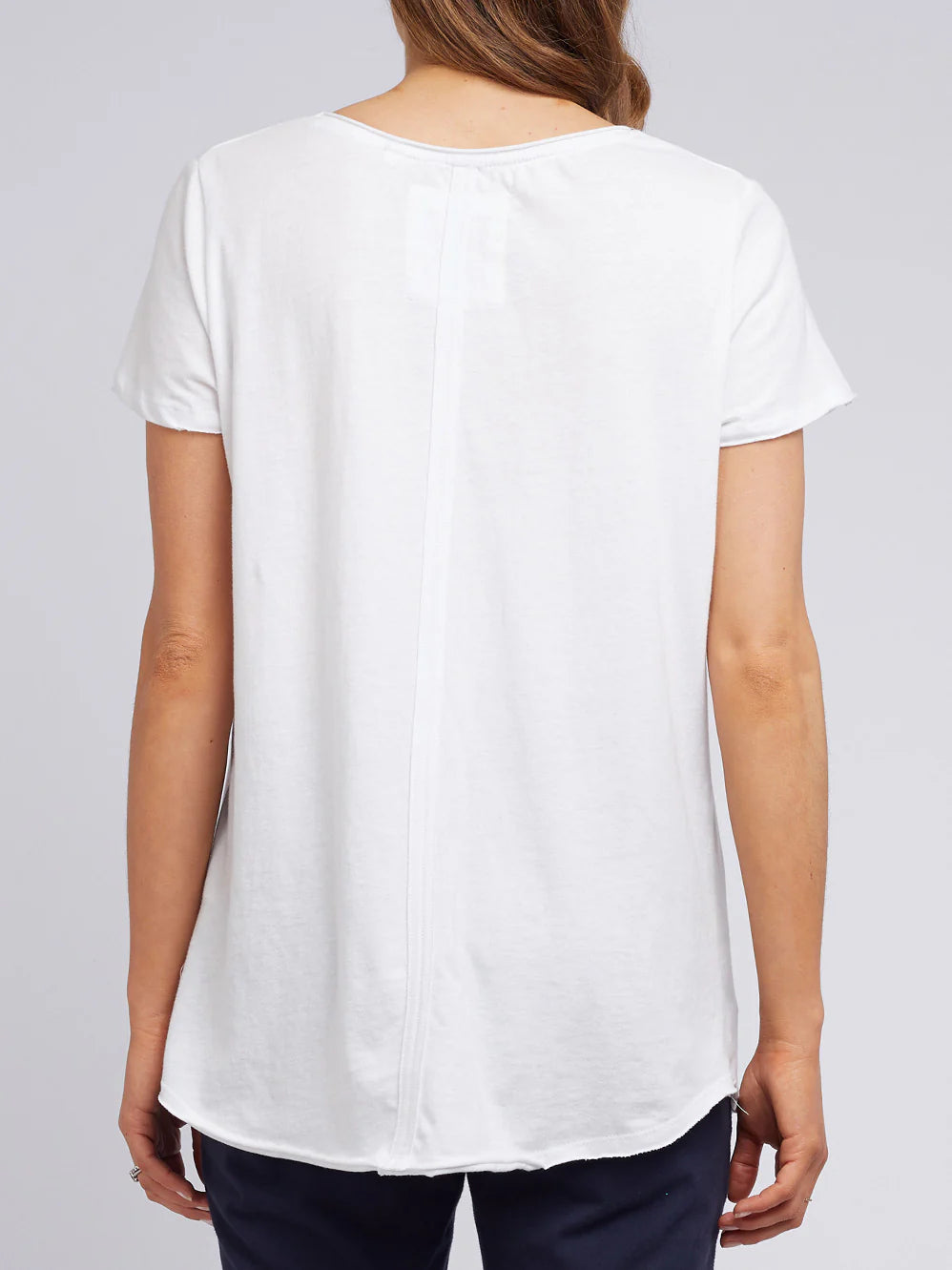 ELM : Fundamental Vee White - Tee