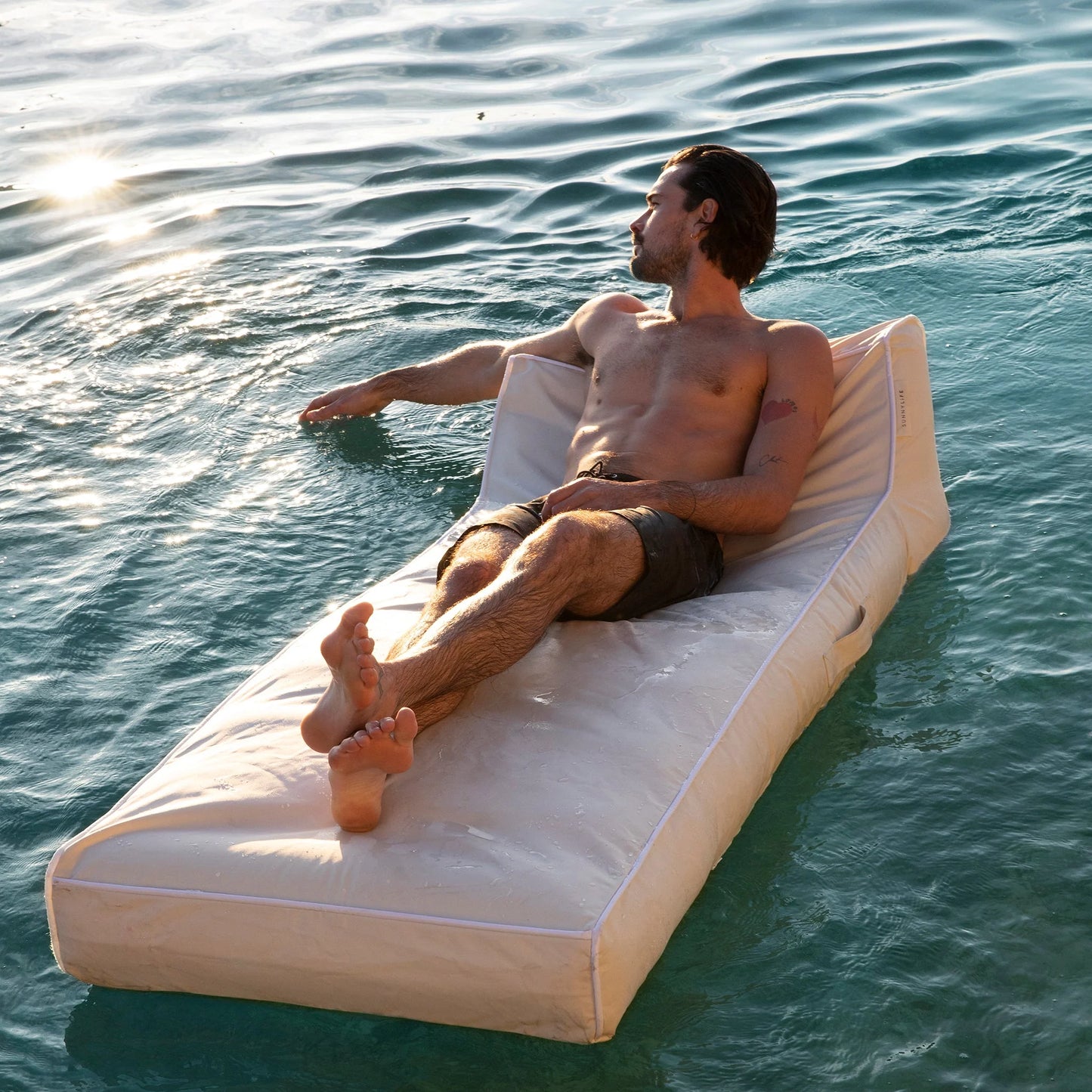 SUNNYLIFE : Luxe Lie-On Lounger - Casa Blanca